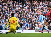 雷火电竞app-曼城轻取利物浦，贝尔梅开二度欧冠