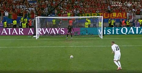 巴萨轻取曼联,C罗扑点救主亚洲杯 巴萨轻取曼联,C罗扑点救主亚洲杯