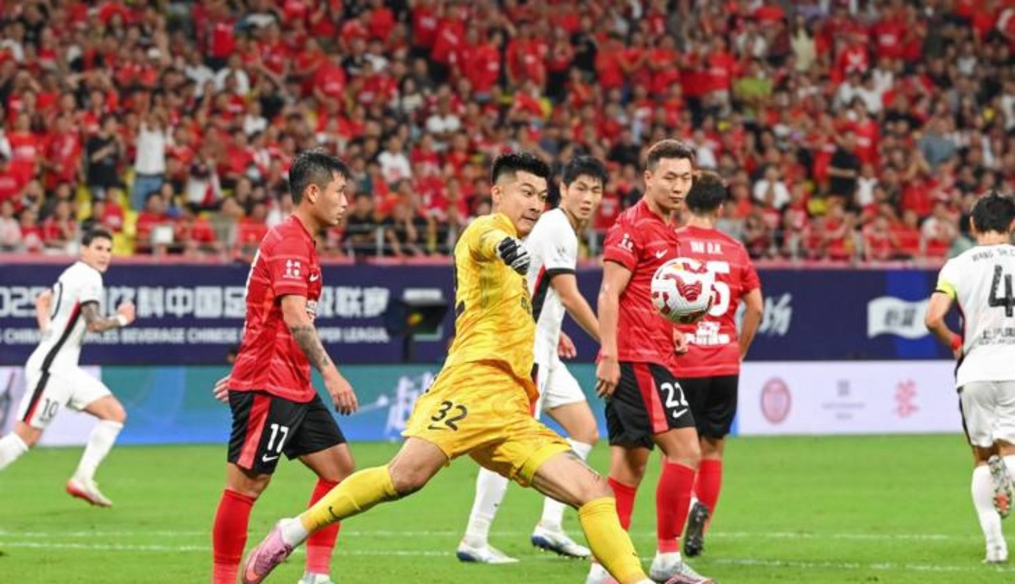 亚冠比赛抢眼战绩引全球争议的简单介绍