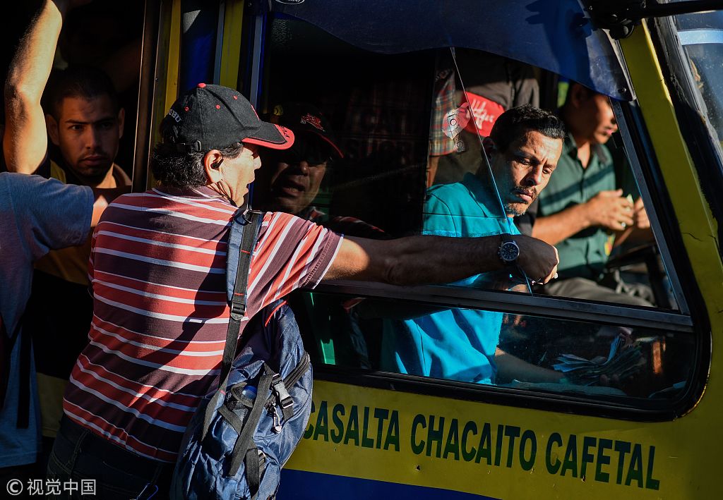 布莱克浦深陷危机，球队降级虽难，但不容乐观