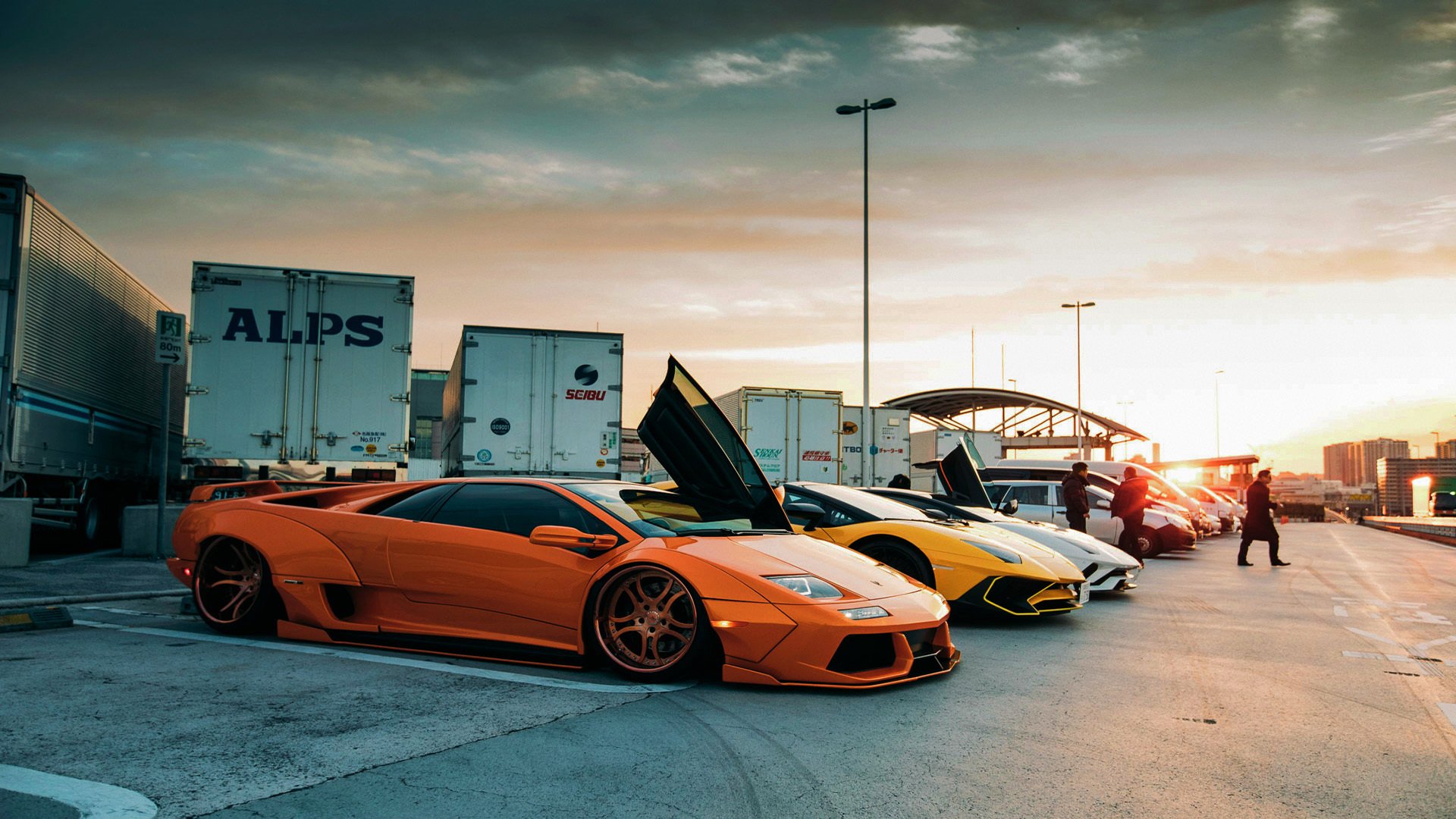 稳定核与闪电战,足球智慧的两种极致演绎