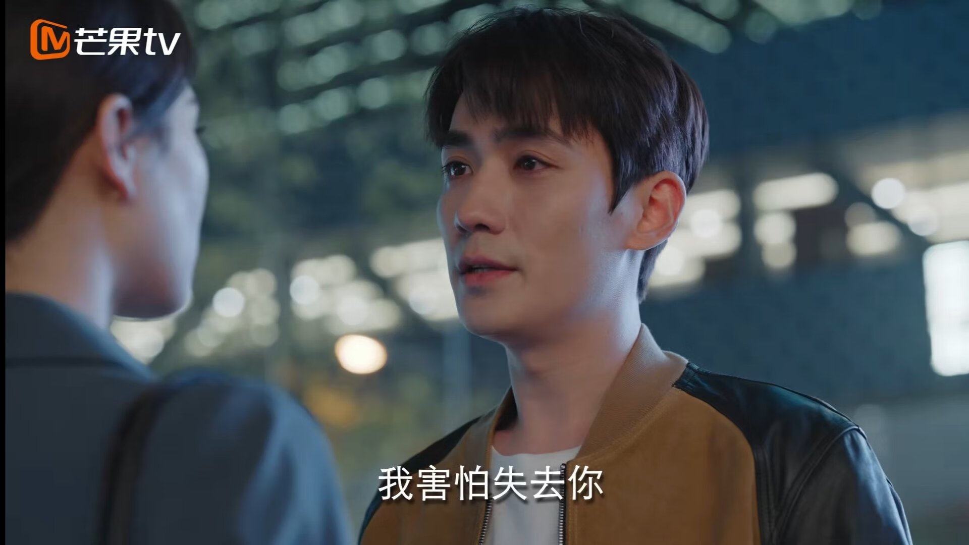 赛道与绿茵的跨界狂想，当京多安在F1揭幕战引擎轰鸣，阿尔及利亚在绿茵场完成精准绝杀